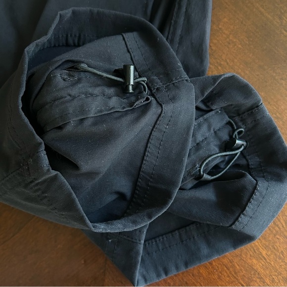 Eddie Bauer | Black Rainier’s Capri Pants - Picture 8 of 12